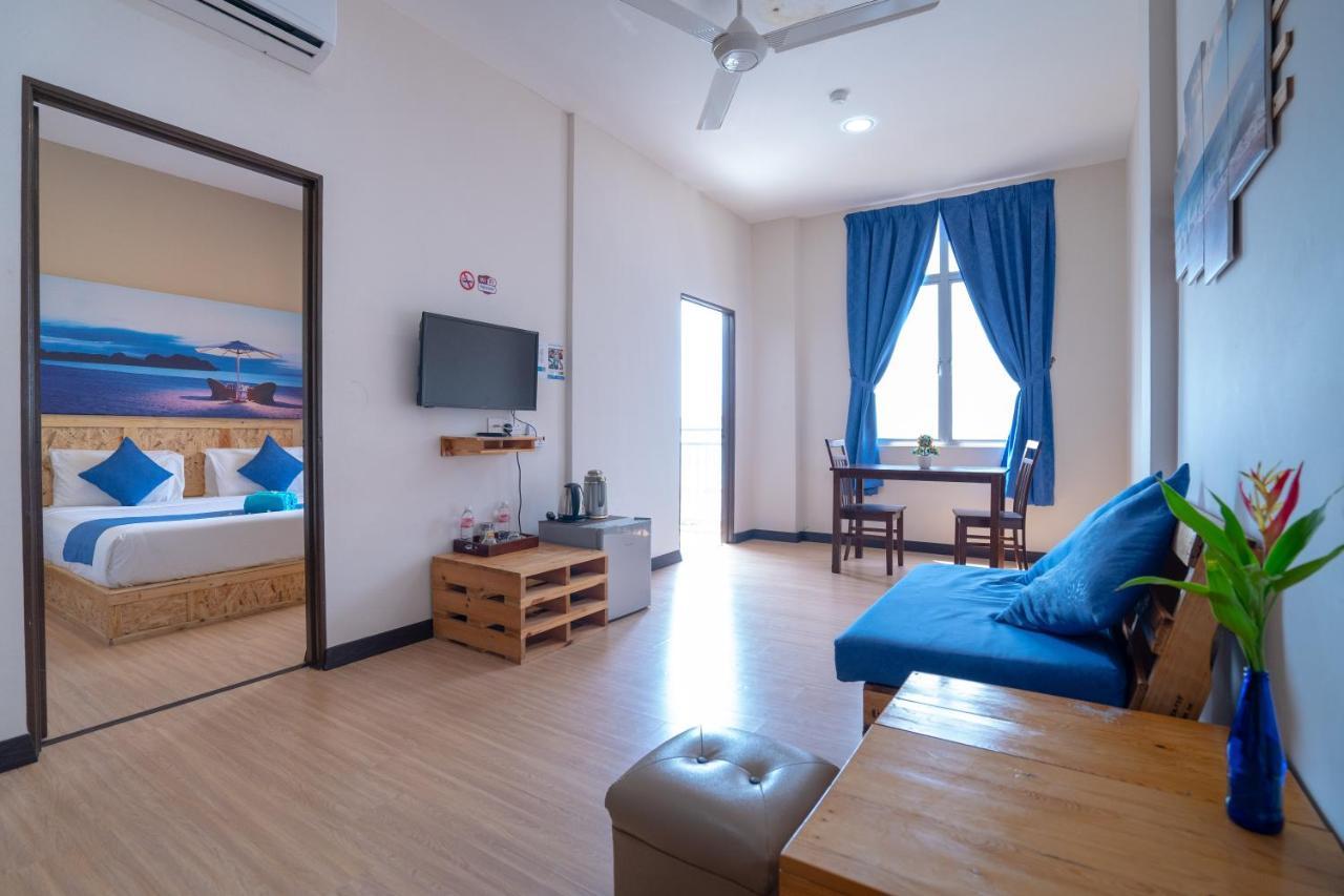 Paretto Seaview Hotel Pantai Cenang  Buitenkant foto
