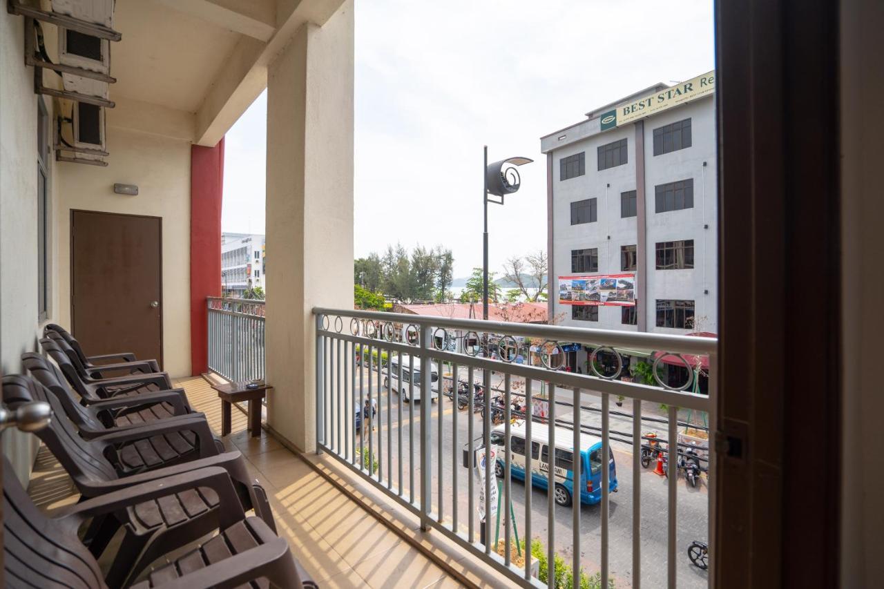 Paretto Seaview Hotel Pantai Cenang  Buitenkant foto